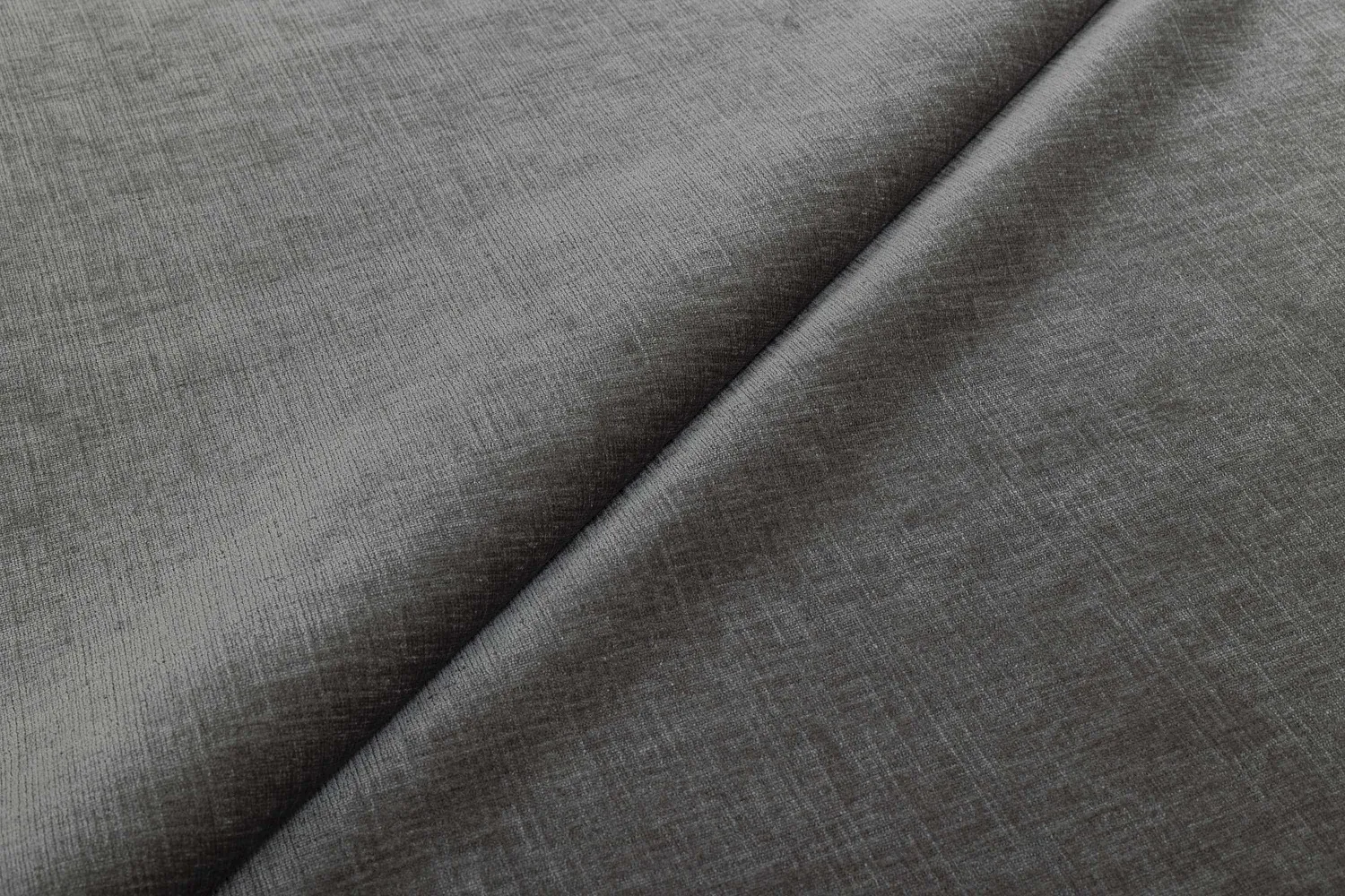 COVERLET 19 ELEPHANT  HARRISON Galleria Arben